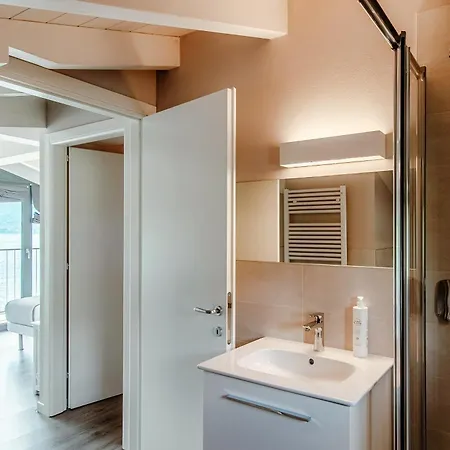 아파트 Lake's Dream - By Myhomeincomo 오수키오